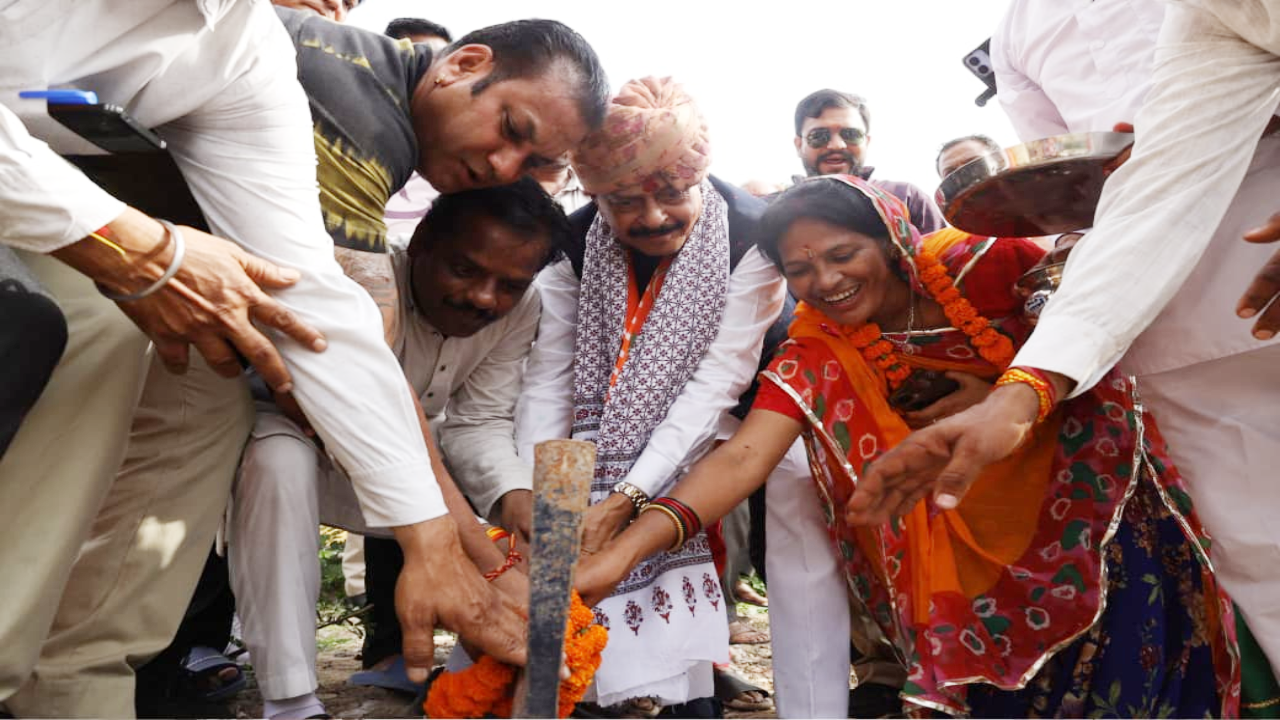 शोक की घड़ी में भी मिलेगी सम्मानजनक विदाई: विधायक गोपाल शर्मा ने किया 1 करोड़ के विकास कार्यों का शिलान्यास, चमकेगा रामेश्वरम मोक्षधाम