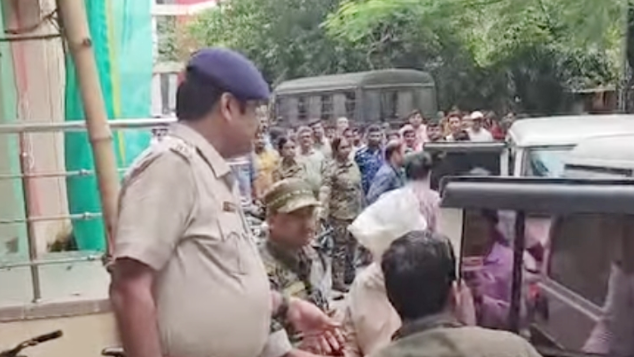 ​हावड़ा में संदिग्ध पाकिस्तानी जासूस गिरफ्तार, फर्जी पहचान के सहारे कोलकाता में बना रखा था ठिकाना