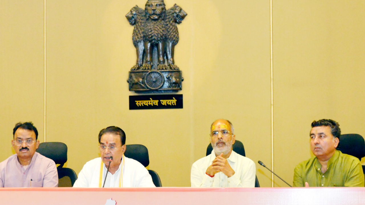 राजस्थान कैबिनेट के बड़े फैसले: पेड़ काटे तो जेल-जुर्माना, UCC का ड्राफ्ट मंजूर; 60 दिन में शादी रजिस्ट्रेशन अनिवार्य