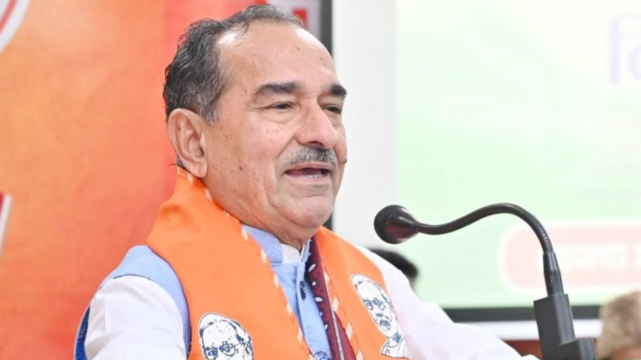 'सड़क पर गुंडागर्दी से नहीं, वोट से बदलती है सत्ता' मदन राठौड़ का कांग्रेस पर बड़ा हमला, बोले- देश से बदला लेना चाहती है पार्टी