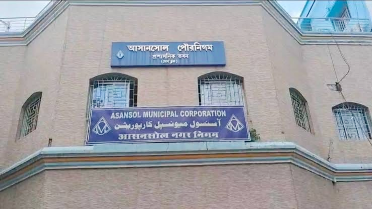 ​बंगाल की 16 नगरपालिकाओं में अवैध निर्माण और टैक्स वसूली की होगी सीएजी जांच